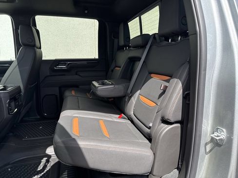 Used 2025 GMC Sierra 3500 AT4 w/ AT4 Premium Plus Package AWD/4WD image 26