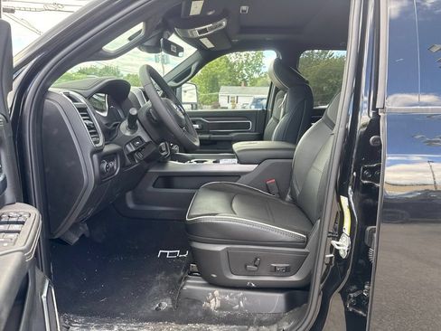 New 2026 RAM 2500 Laramie w/ Night Edition AWD/4WD image 17