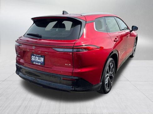 Used 2025 Toyota Crown Signia image 8