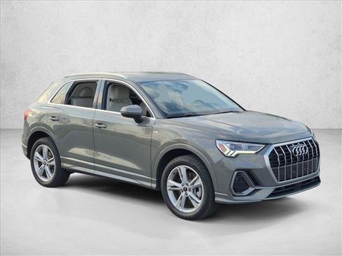 Certified 2023 Audi Q3 2.0T Premium Plus w/ Premium Plus Package AWD/4WD image 3