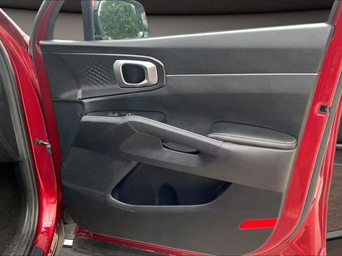 Used 2021 Kia Sorento LX FWD image 22