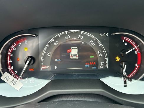 New 2025 Toyota RAV4 XLE image 27