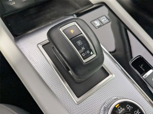 Used 2023 Mitsubishi Outlander SEL image 21