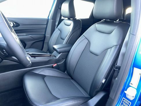 New 2026 Jeep Compass Latitude image 15