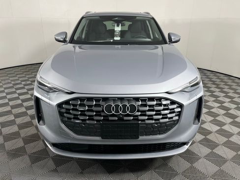 New 2025 Audi Q5 Prestige image 2