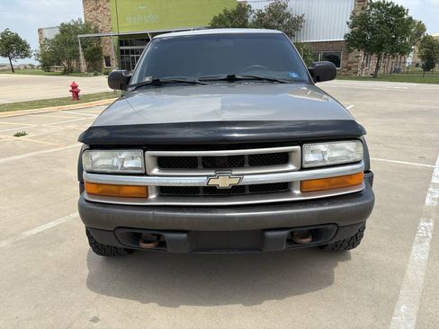 Used 2003 Chevrolet Blazer LS w/ Preferred Equipment Group AWD/4WD image 6