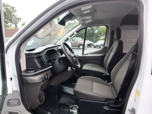 Used 2022 Ford Transit 250 Low Roof RWD image 14
