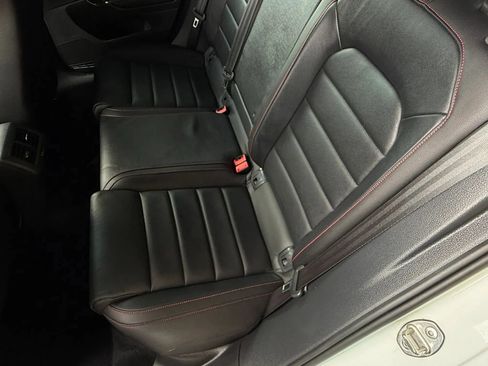 Used 2017 Volkswagen GTI SE FWD image 30