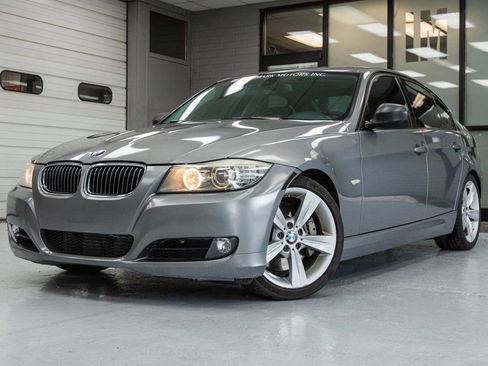 Used 2011 BMW 335i Sedan image 2