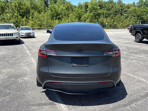 Used 2021 Tesla Model Y Long Range AWD/4WD image 7