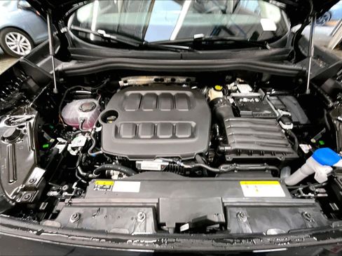 New 2026 Volkswagen Tiguan S AWD/4WD image 10
