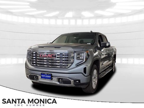 New 2025 GMC Sierra 1500 Denali w/ Technology Package image 1
