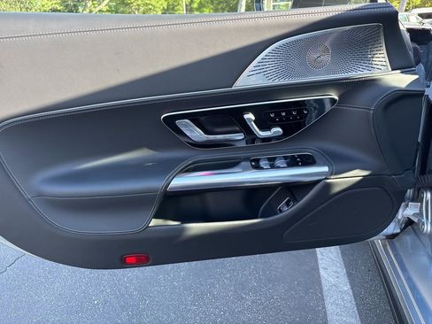 Used 2022 Mercedes-Benz SL 55 AMG 4MATIC image 8