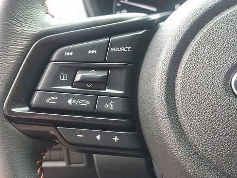 Certified 2024 Subaru Crosstrek 2.5i Limited w/ Crosstrek Mirror Package image 19