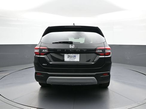 Certified 2025 Honda Pilot EX-L image 7