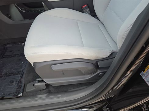 New 2026 Hyundai Santa Fe SE image 24