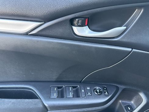 Used 2020 Honda Civic LX image 11