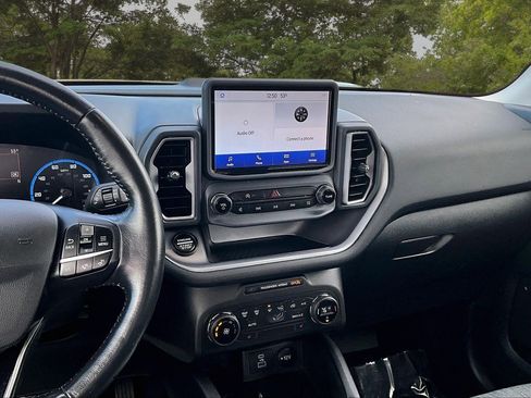 Certified 2021 Ford Bronco Sport Big Bend w/ Big Bend Package (96B) image 9