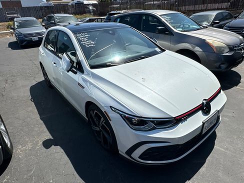 Used 2024 Volkswagen GTI SE image 2