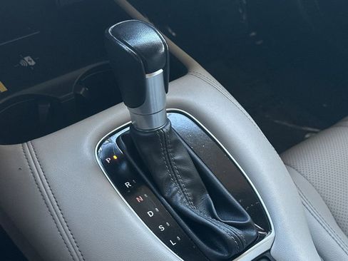 Used 2024 Honda HR-V EX-L image 24