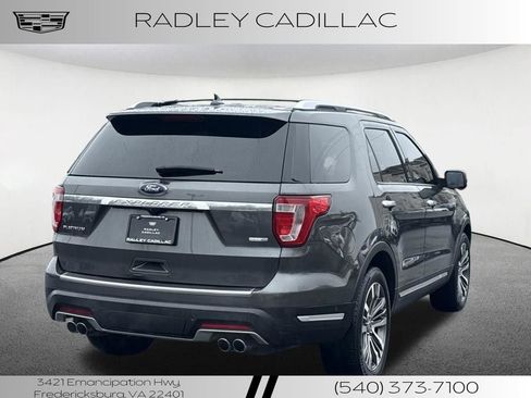Used 2018 Ford Explorer Platinum image 18