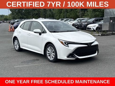 Used 2025 Toyota Corolla SE FWD image 1