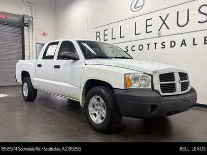 Used 2005 Dodge Dakota SLT