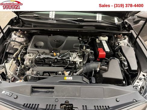 Used 2019 Toyota Camry SE image 24