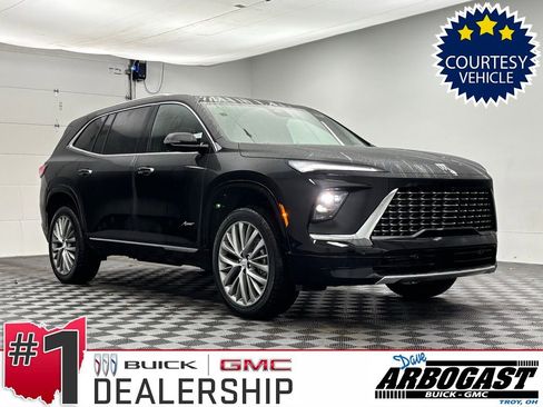 New 2026 Buick Enclave Avenir w/ Super Cruise Package FWD image 1