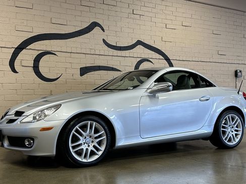 Used 2009 Mercedes-Benz SLK 300 image 13