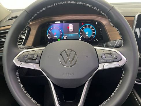 New 2026 Volkswagen Atlas SE image 19