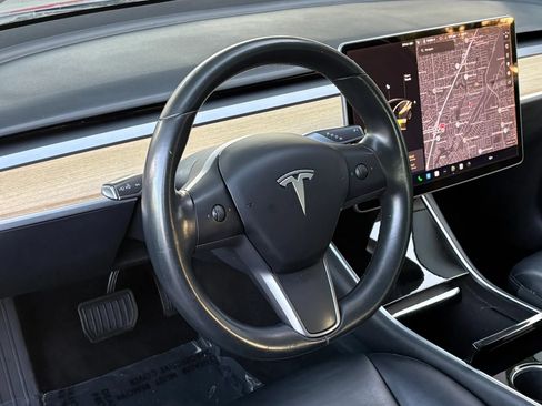 Used 2019 Tesla Model 3 Mid Range RWD image 13