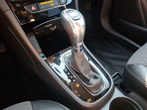 Used 2019 Buick Encore Preferred FWD image 14