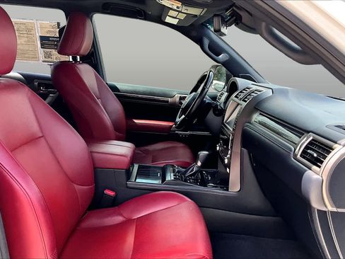 Used 2020 Lexus GX 460 Luxury w/ Accessory Package AWD/4WD image 9
