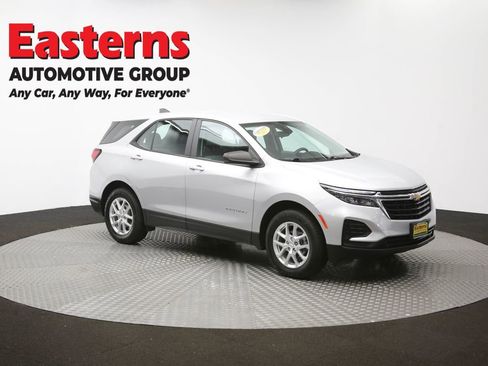 Used 2022 Chevrolet Equinox LS image 49