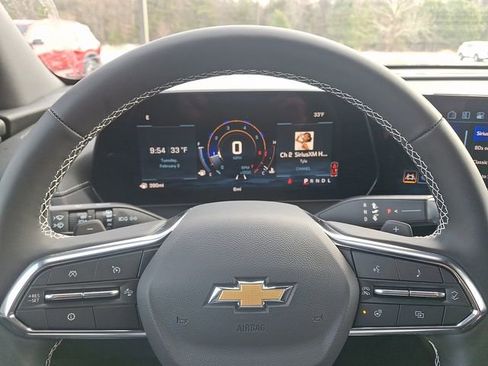 New 2026 Chevrolet Traverse LT image 15