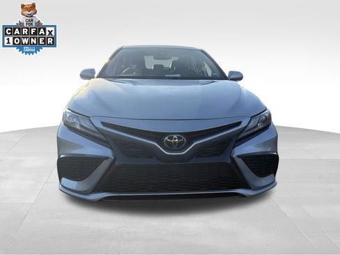 Used 2024 Toyota Camry XSE FWD image 9