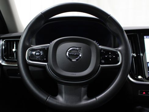 Used 2024 Volvo S60 B5 Plus FWD image 10