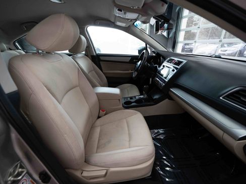 Used 2017 Subaru Legacy 2.5i Premium image 26