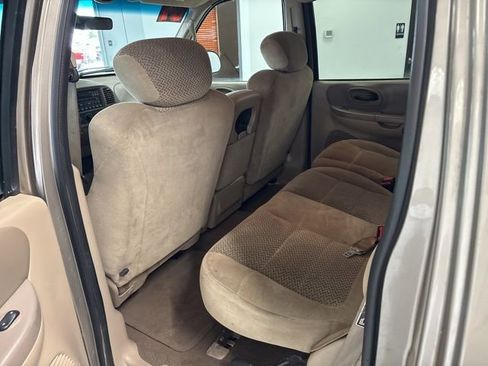 Used 2001 Ford F150 XLT image 19