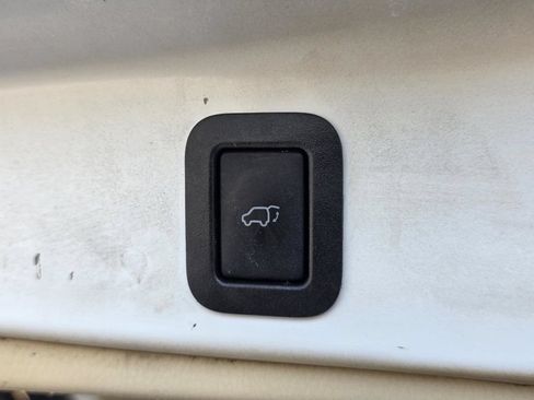 Used 2017 Toyota Highlander Limited FWD image 14