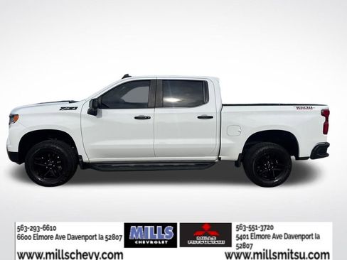 Used 2023 Chevrolet Silverado 1500 LT Trail Boss w/ Convenience Package II AWD/4WD image 2