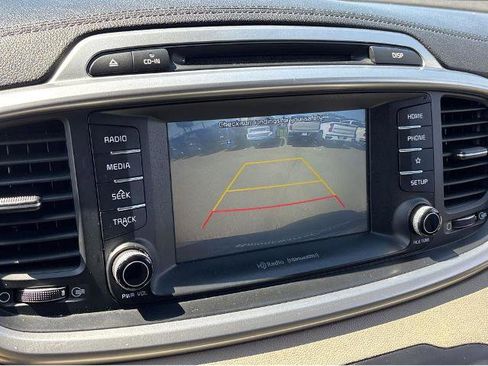 Used 2019 Kia Sorento EX AWD/4WD image 34
