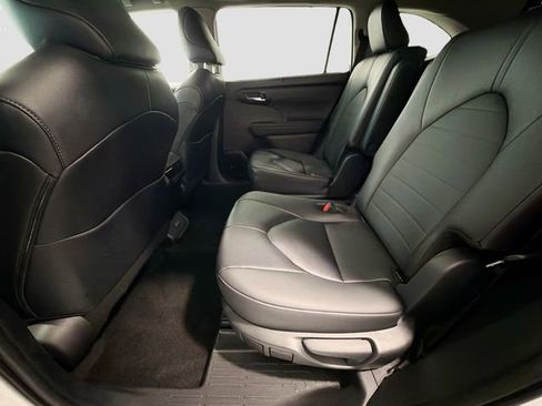 Certified 2026 Toyota Highlander XLE AWD/4WD image 21