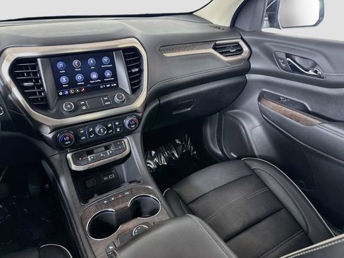 Used 2023 GMC Acadia Denali w/ Denali Ultimate Package FWD image 25