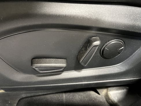 Used 2022 Ford Explorer ST AWD/4WD image 19