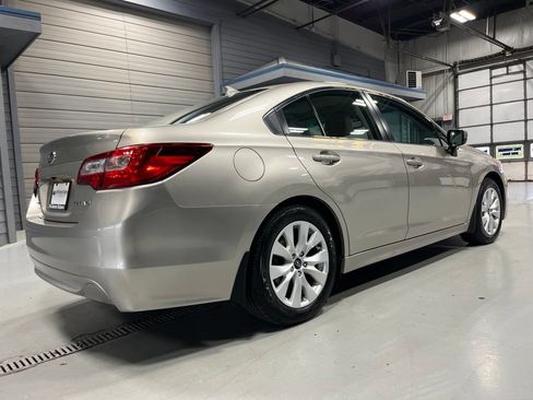 Used 2016 Subaru Legacy 2.5i Premium w/ Moonroof Package AWD/4WD image 7