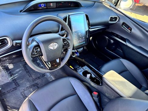 Certified 2022 Toyota Prius Prime XLE image 19