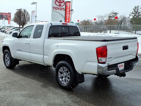 Used 2016 Toyota Tacoma SR5 image 7