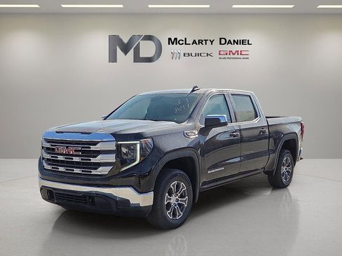 New 2026 GMC Sierra 1500 SLE w/ Preferred Package image 2